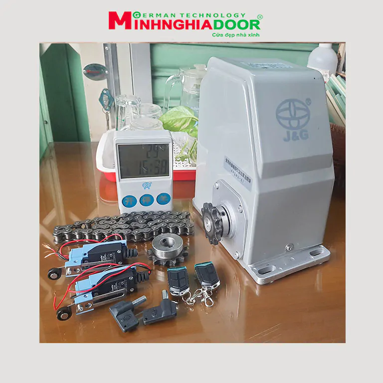 Mô tơ cổng sắt JGS II P370 chạy sênh 2 mo-to-cong-sat-JGS-II-P370