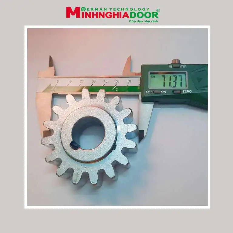 Bánh răng cửa lùa 5 bánh răng cửa lùa