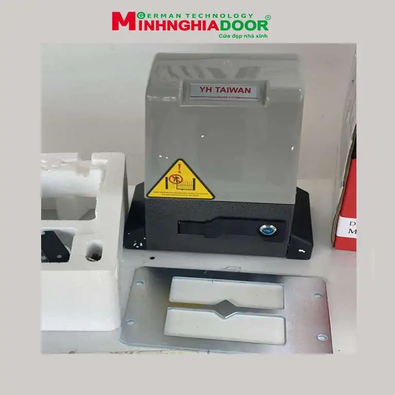 Motor cửa cổng YH 800kg