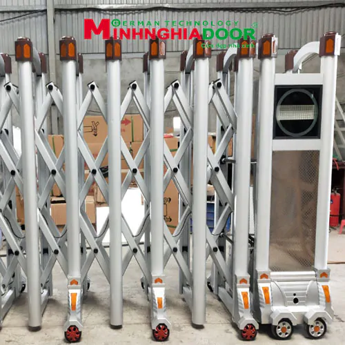 Cổng xếp công nghiệp Bình Dương